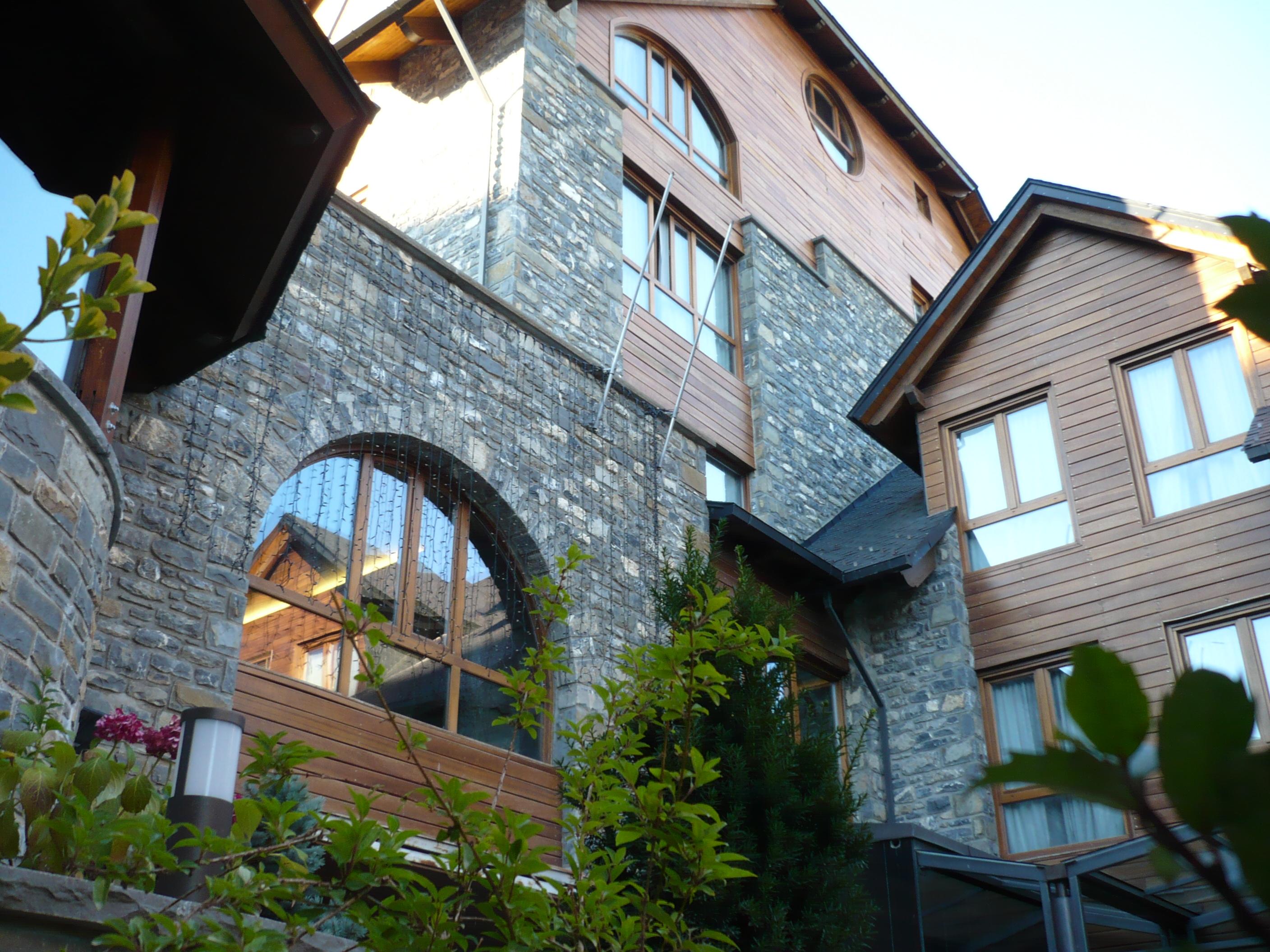 Hotel Abadia Del Pirineo Tramacastilla de Tena Exterior foto
