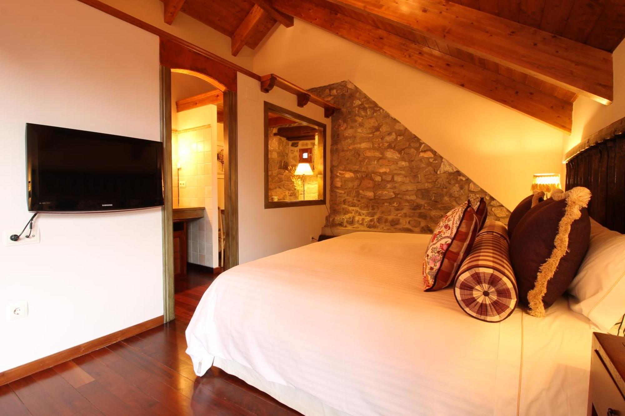 Hotel Abadia Del Pirineo Tramacastilla de Tena Exterior foto